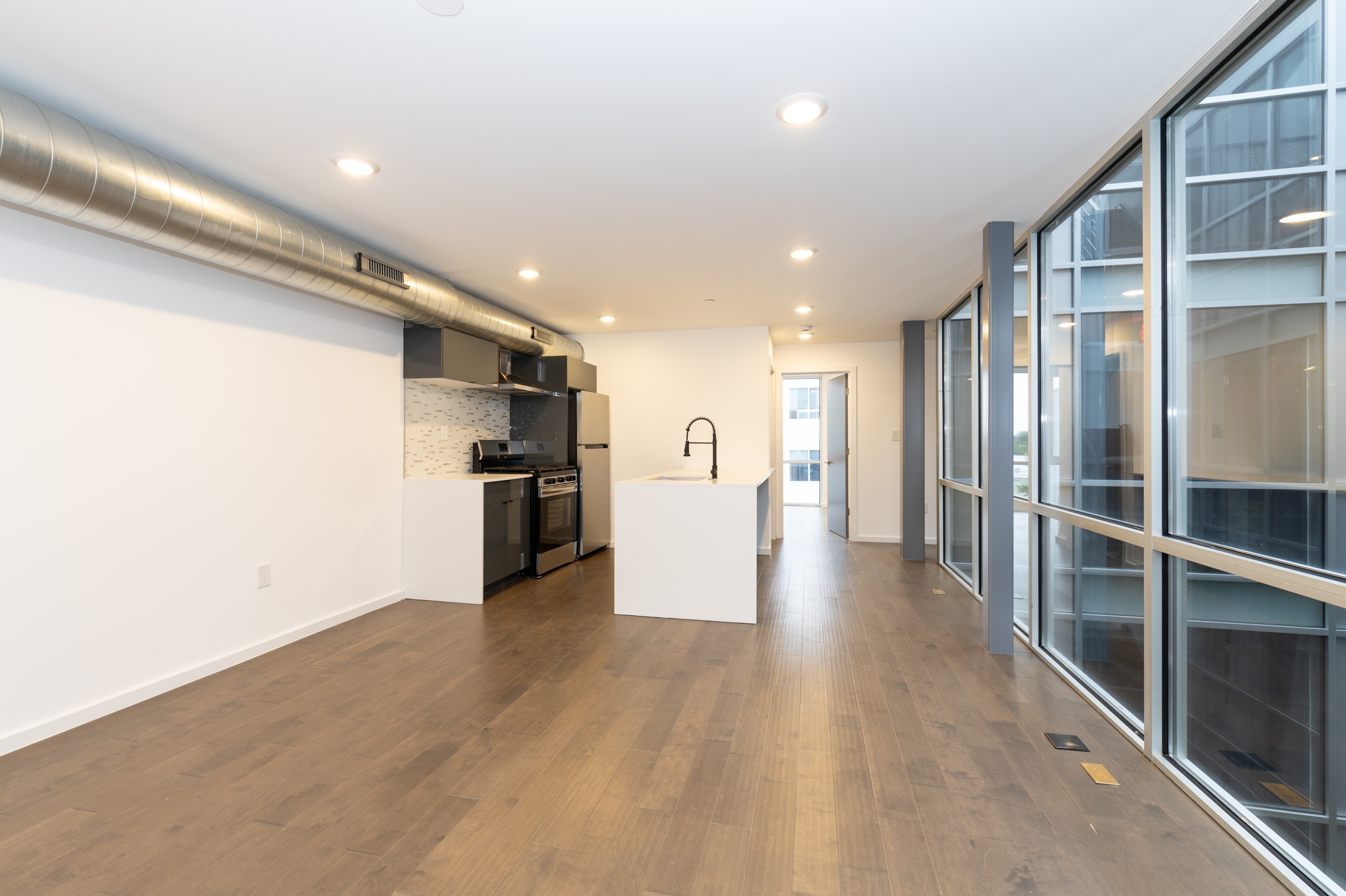 1941 North Marshall Street - 8