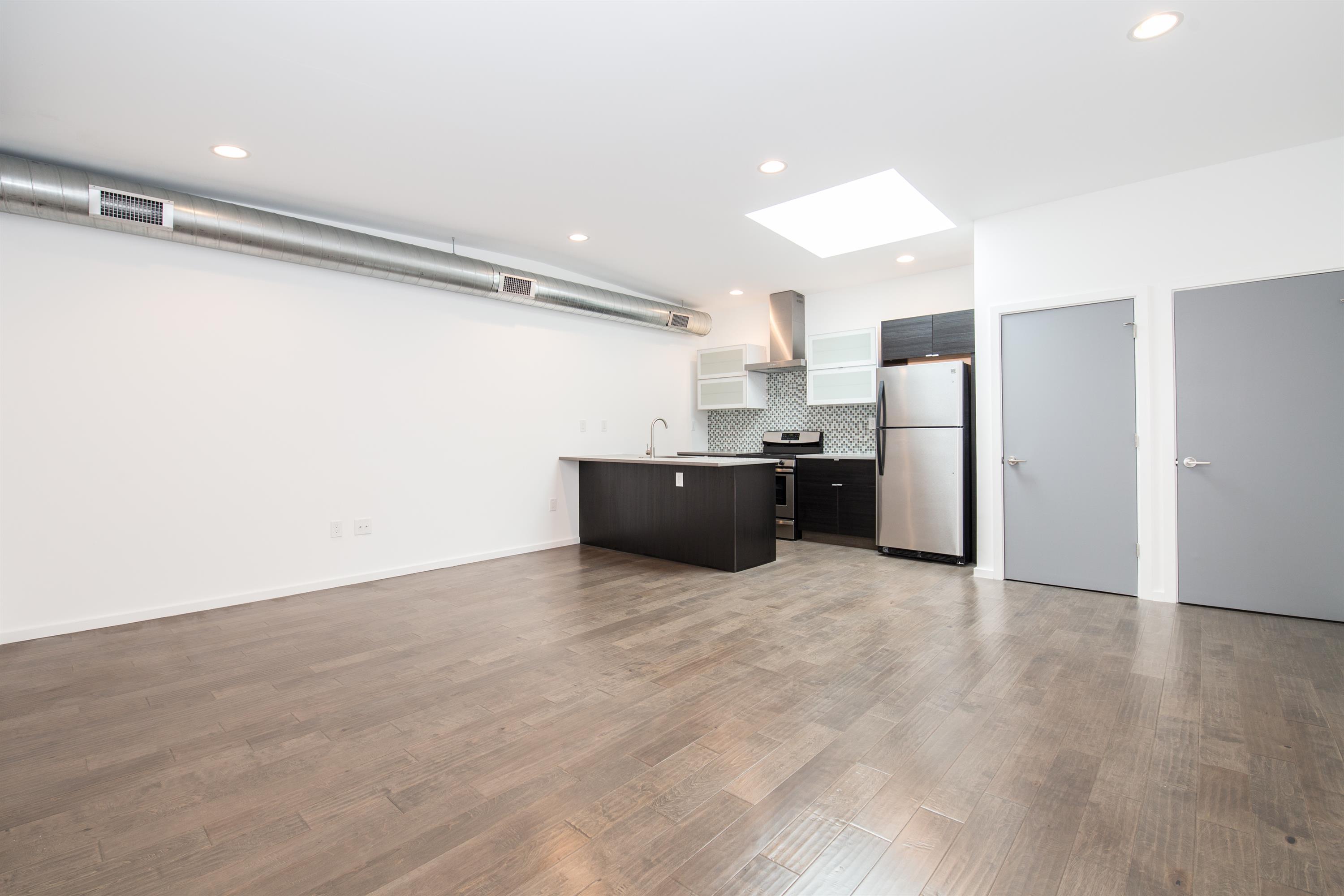 1442 N 7th St - 2